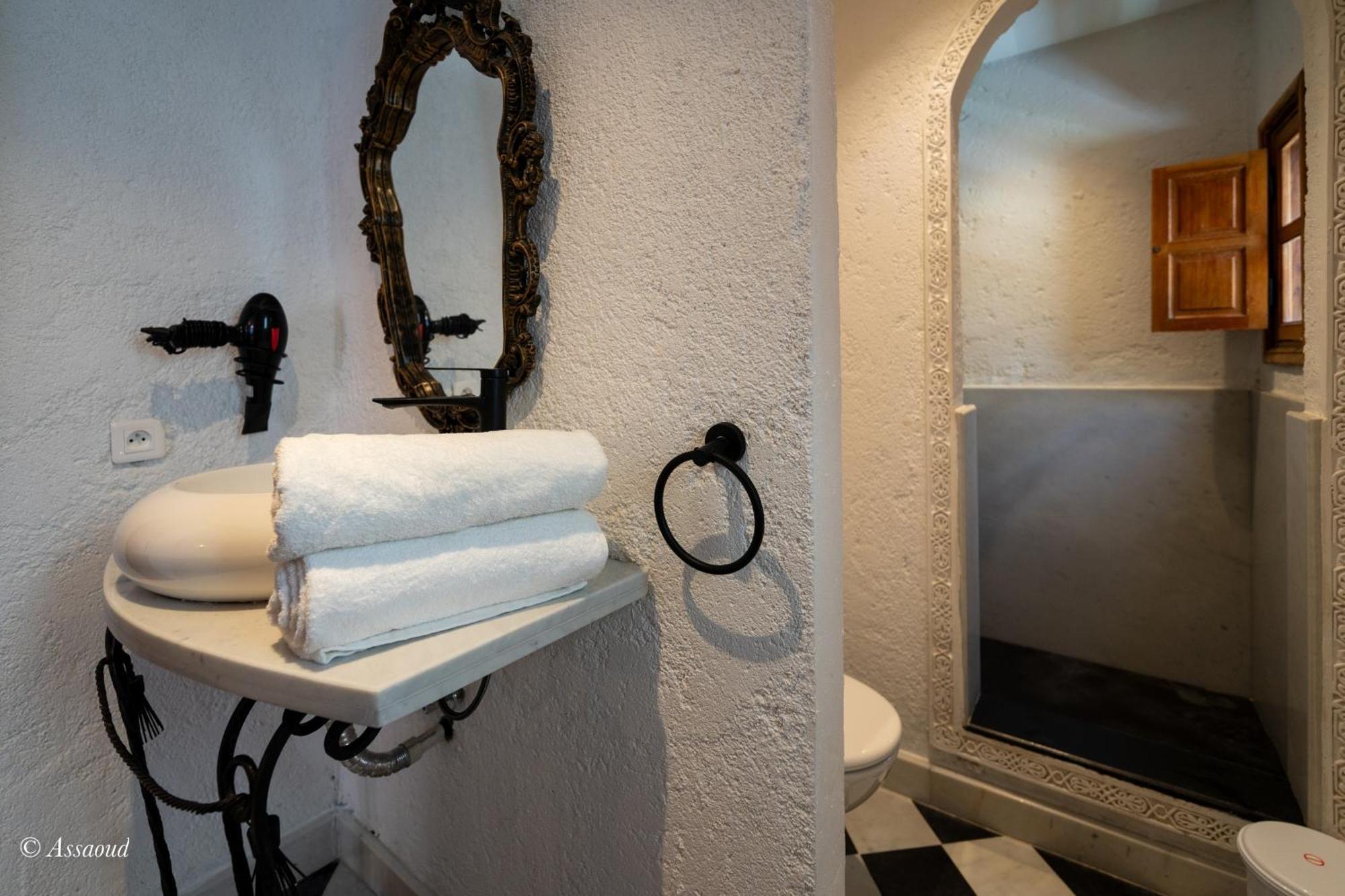 Riad Lella Chama Chefchaouen Bagian luar foto